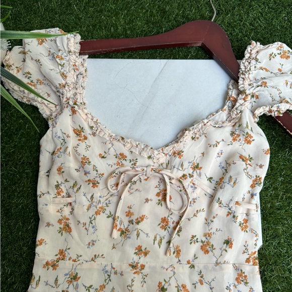 Reformation Maebry Dress 
Color: Julius Size 6 New without tags $248 - Picture 8 of 15